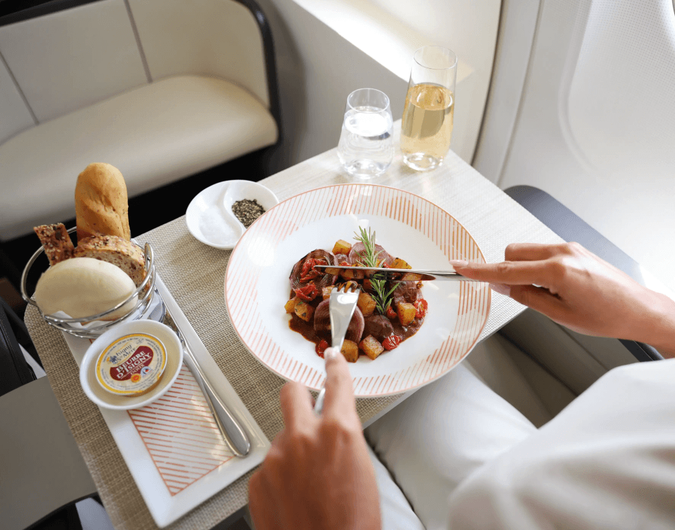 A culinary adventure at 30,000 feet
